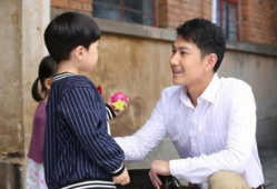 电视剧我的三妈两爸,温情岁月里的家庭传奇